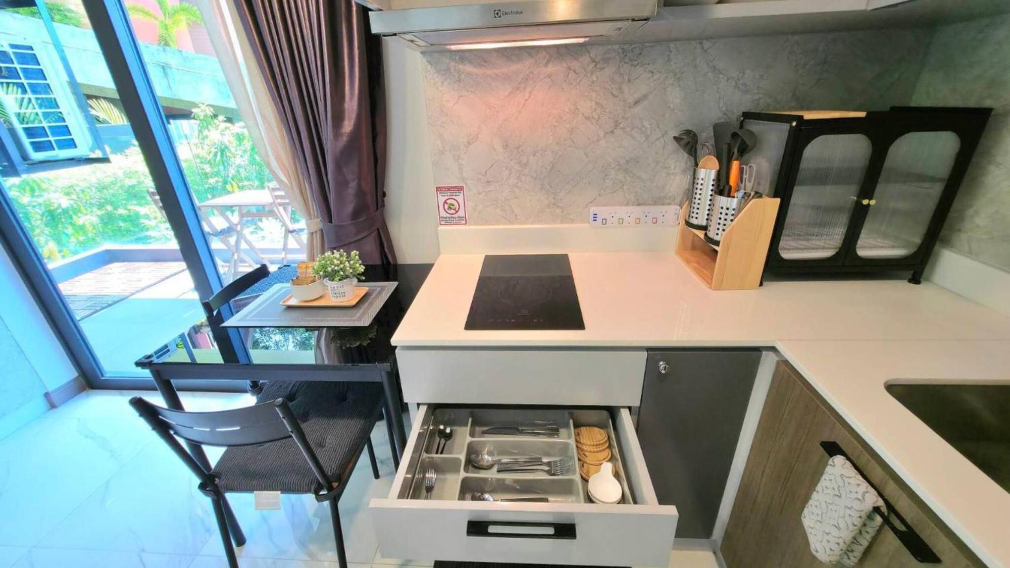 Room In Apartment - A301- Forest View Corner Unit 1Br-1Bath Ao Nang Buitenkant foto